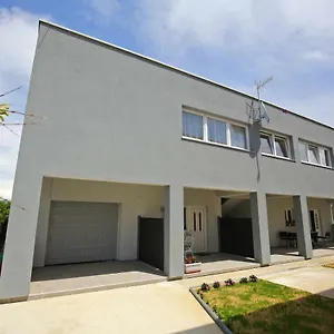 Niko Apartament Nin